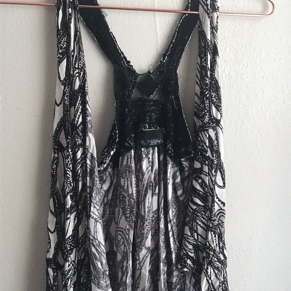 Beaded and Sequined Daytrip Shrug - Picture 3 of 8